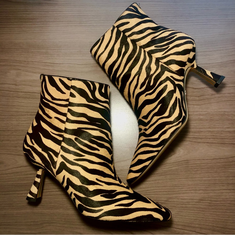 Size 7 Tiger Print Calf Fur Ankle Boot Heels